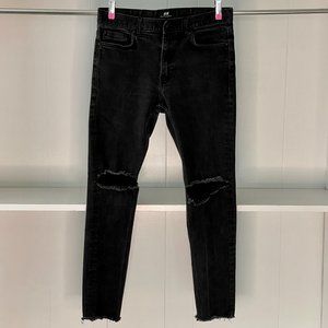 H&M Men's Skinny Fit Black Ripped Jeans | Size 31x30